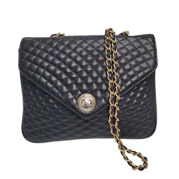Vintage Beverly Hills bag lady Black quilted gold chain trapezoid side backpack - Picture 1 of 10